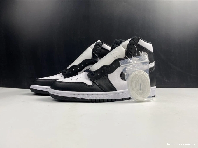 Husky White Air 1 Black (2014) Retro Jordan 555088-010 0820